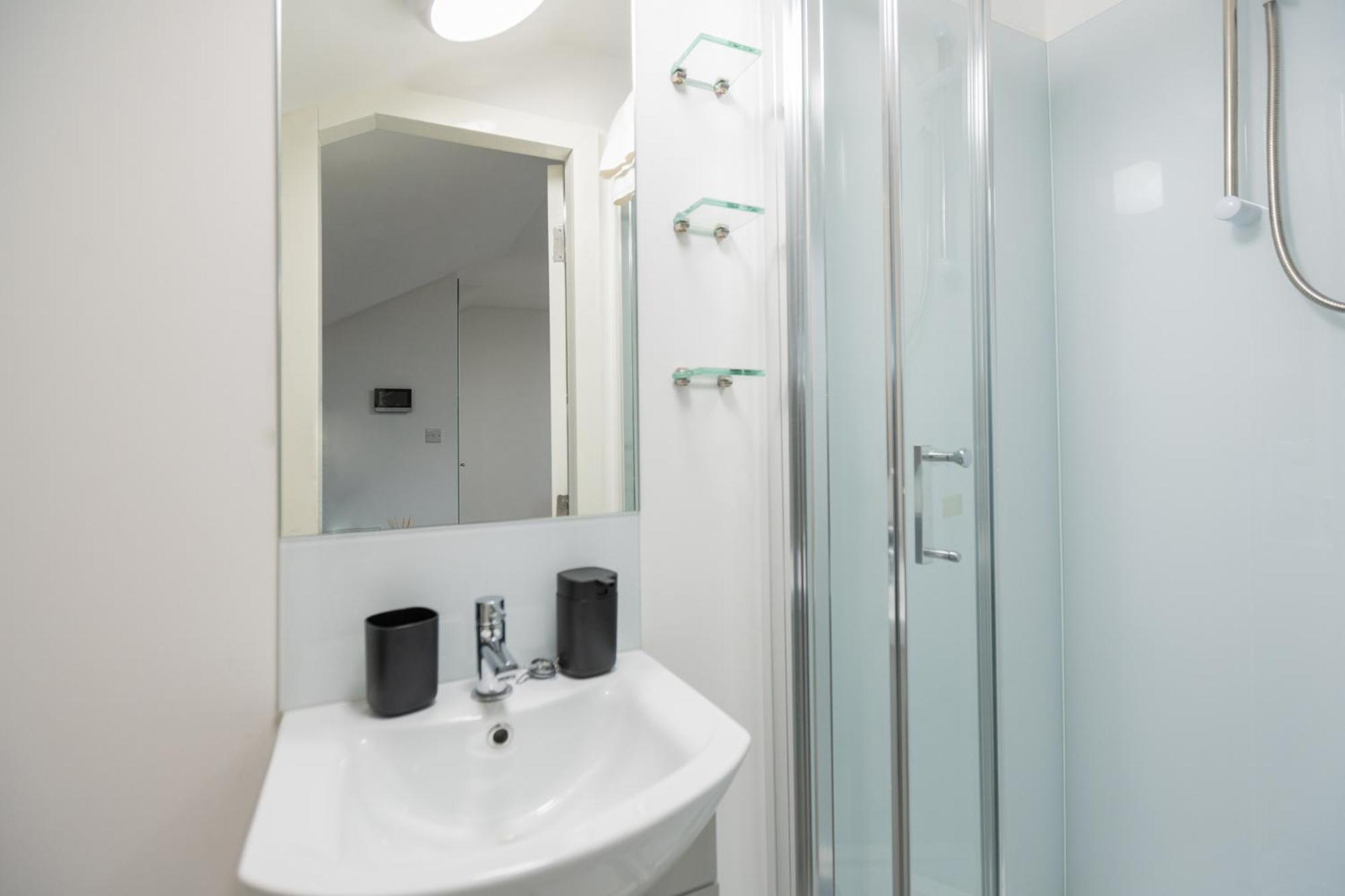 Spacious And Modern Studio In London G Eksteriør bilde